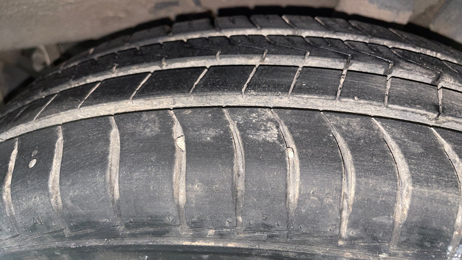 Used 2019 Hyundai Santro Era Executive Petrol Manual tyres LEFT REAR TYRE TREAD VIEW