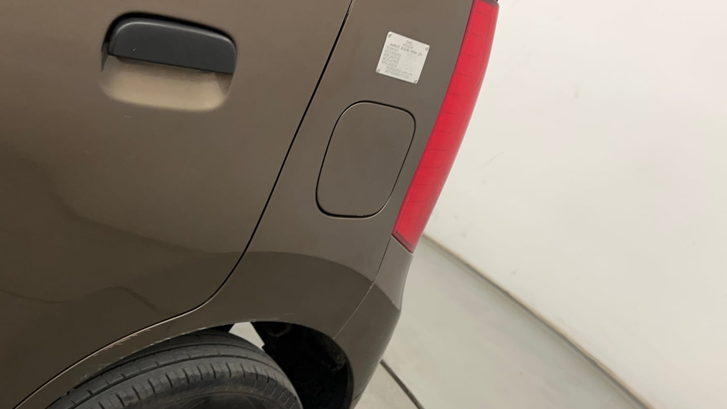 Used 2018 Maruti Suzuki Wagon R LXI CNG (O) Cng Manual dents MINOR SCRATCH