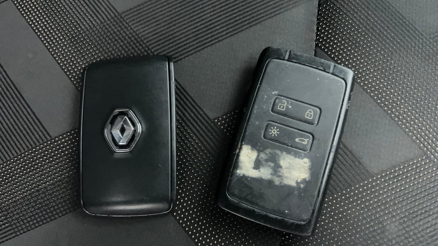 Used 2021 Renault Kiger RXT 1.0 Turbo MT Dual Tone Petrol Manual extra CAR KEY VIEW