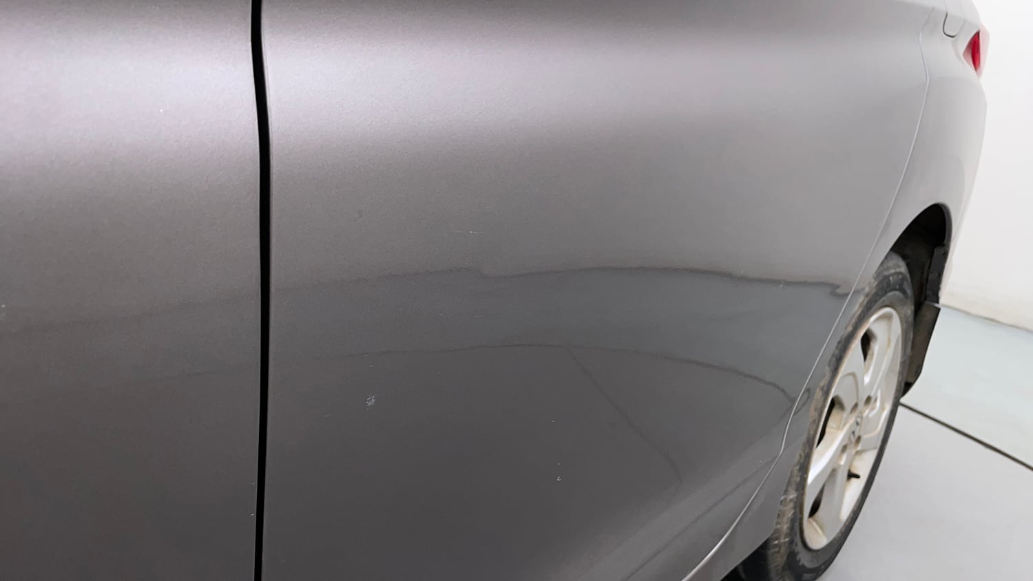 Used 2014 Honda City V Petrol Manual dents MINOR SCRATCH