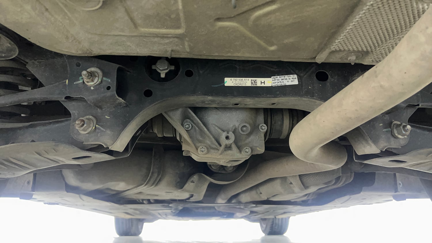 Used 2018 BMW 3 Series 320d Luxury Line Diesel Automatic extra REAR UNDERBODY VIEW (TAKEN FROM REAR)