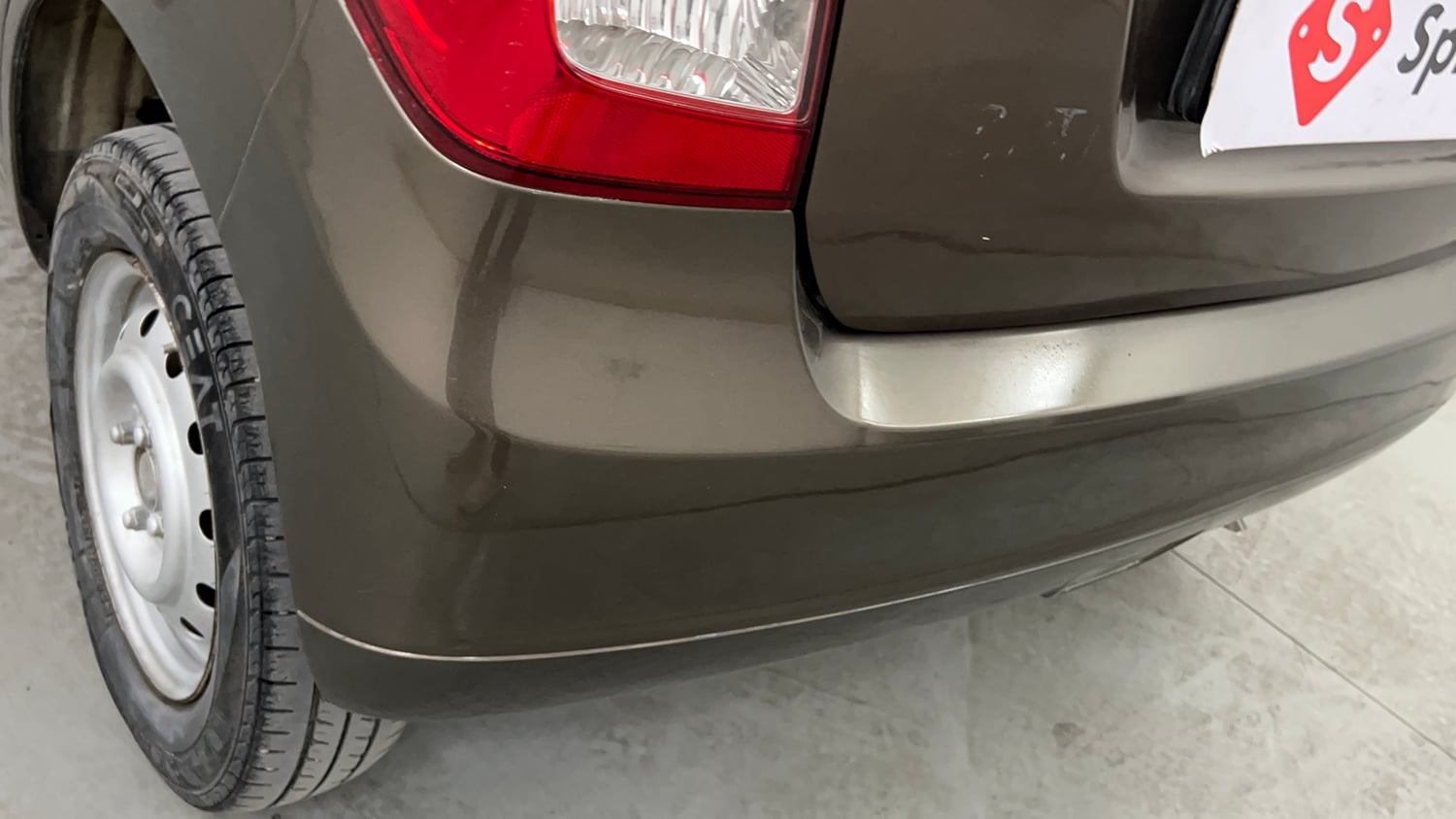 Used 2013 Maruti Suzuki Wagon R LXI CNG Cng Manual dents MINOR SCRATCH