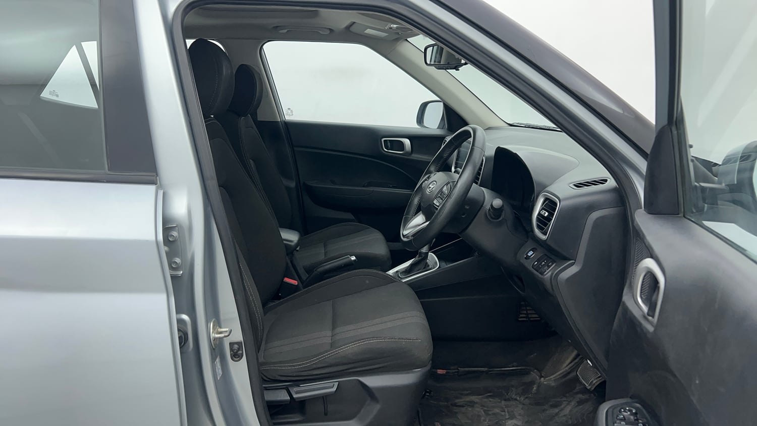 Used 2019 Hyundai Venue SX Plus 1.0 Turbo DCT Petrol Automatic interior RIGHT SIDE FRONT DOOR CABIN VIEW