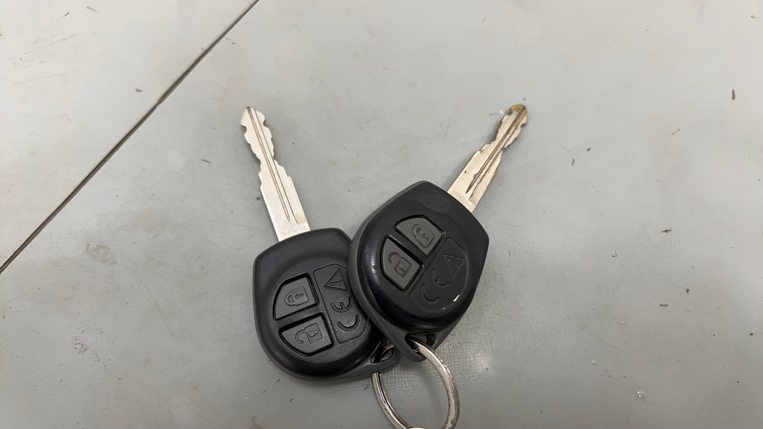 Used 2022 Maruti Suzuki Celerio ZXi AMT Petrol Automatic extra CAR KEY VIEW