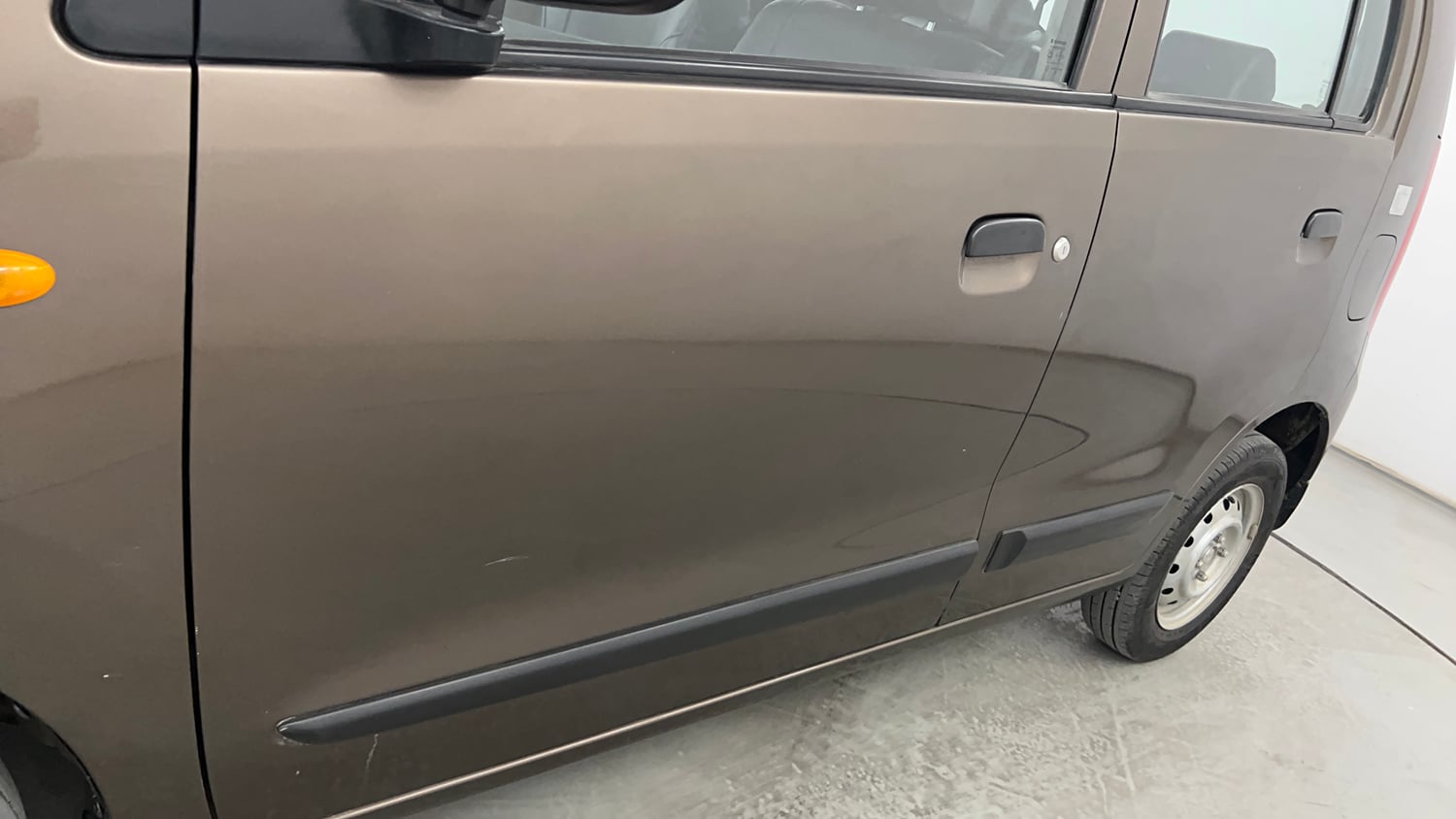 Used 2018 Maruti Suzuki Wagon R LXI CNG (O) Cng Manual dents MINOR SCRATCH