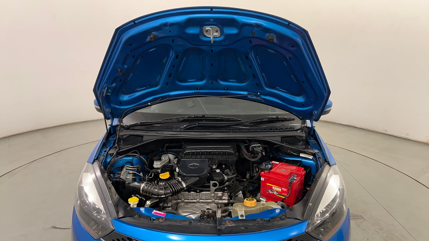Used 2019 Tata Tiago Revotron XZ Plus Petrol Manual engine ENGINE & BONNET OPEN FRONT VIEW