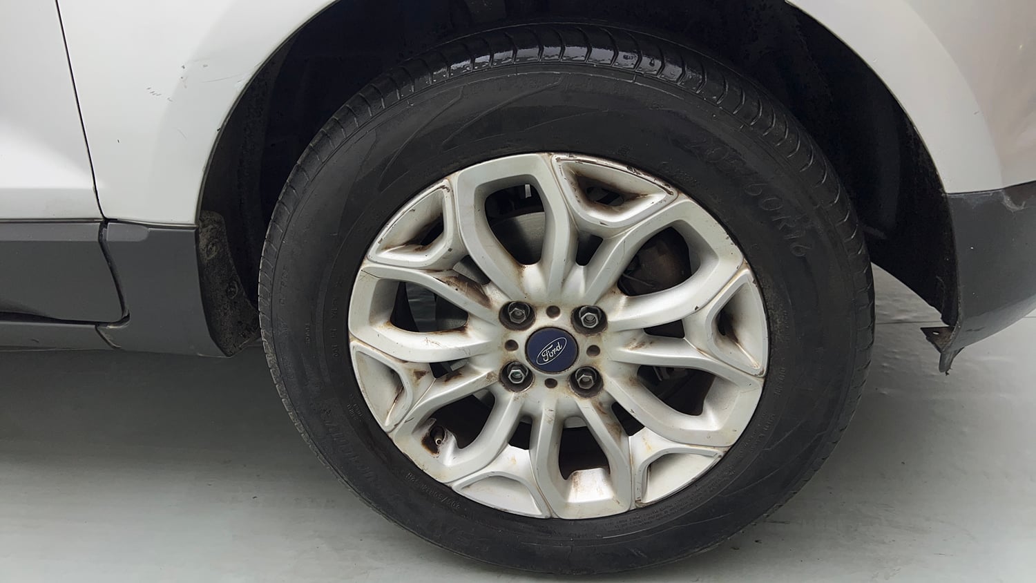 Used 2017 Ford EcoSport Titanium 1.5L Ti-VCT AT Petrol Automatic tyres RIGHT FRONT TYRE RIM VIEW