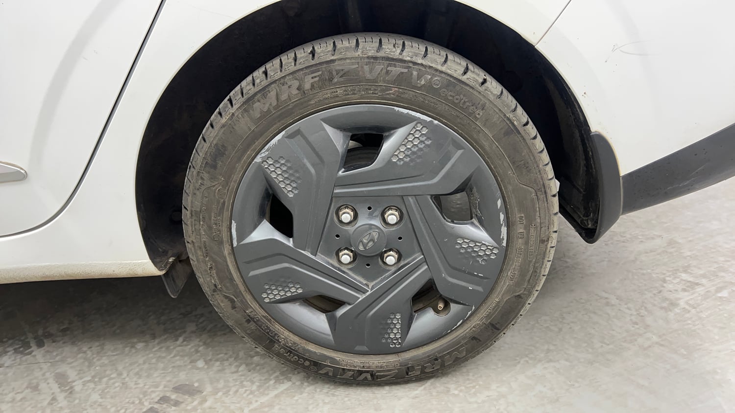 Used 2022 Hyundai Aura S 1.2 AMT Petrol Petrol Automatic tyres LEFT REAR TYRE RIM VIEW