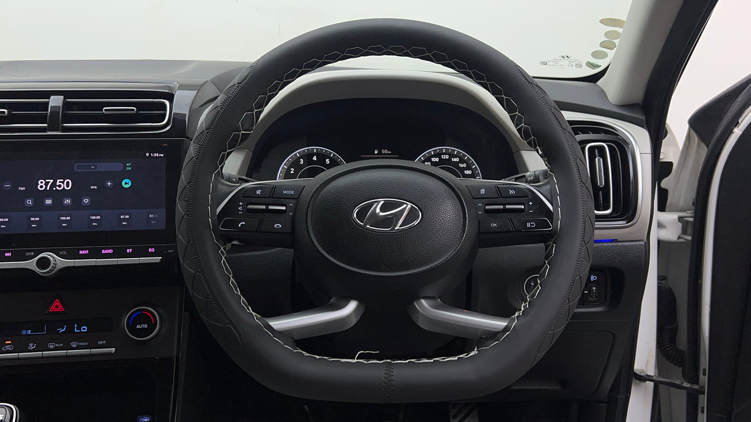 Used 2022 Hyundai Creta SX 1.5 Petrol Executive Petrol Manual interior STEERING VIEW
