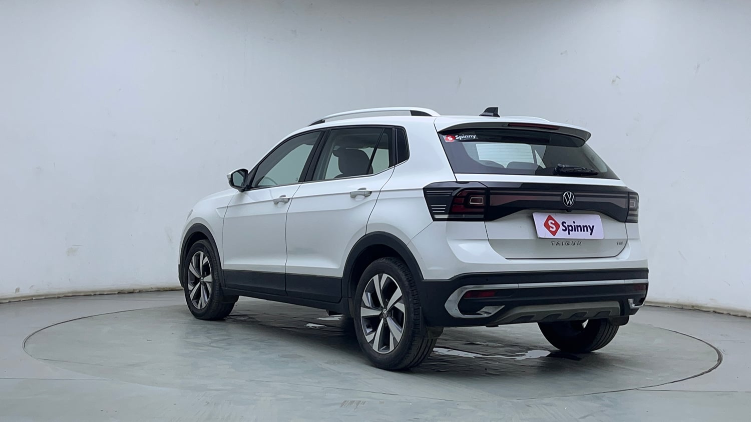 Used 2022 Volkswagen Taigun Topline 1.0 TSI AT Petrol Automatic exterior LEFT REAR CORNER VIEW