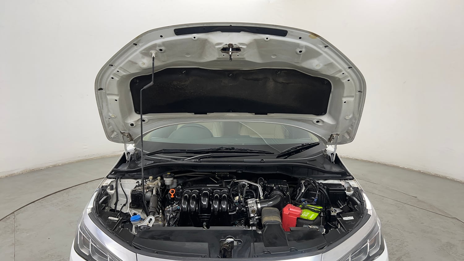 Used 2022 Honda City V CVT Petrol Petrol Automatic engine ENGINE & BONNET OPEN FRONT VIEW
