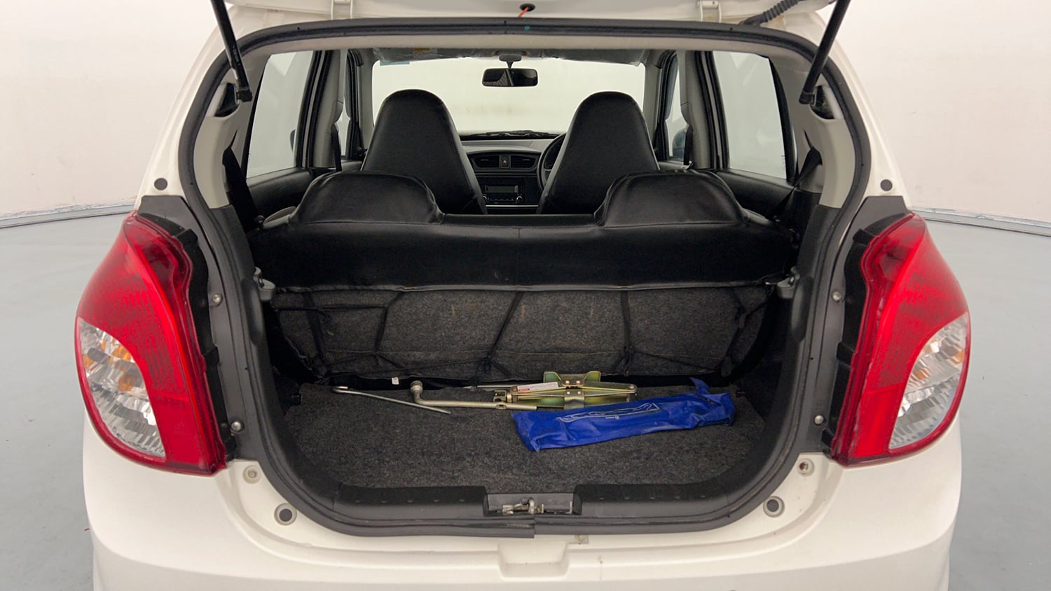 Used 2023 Maruti Suzuki Alto 800 VXi Petrol Manual interior DICKY INSIDE VIEW
