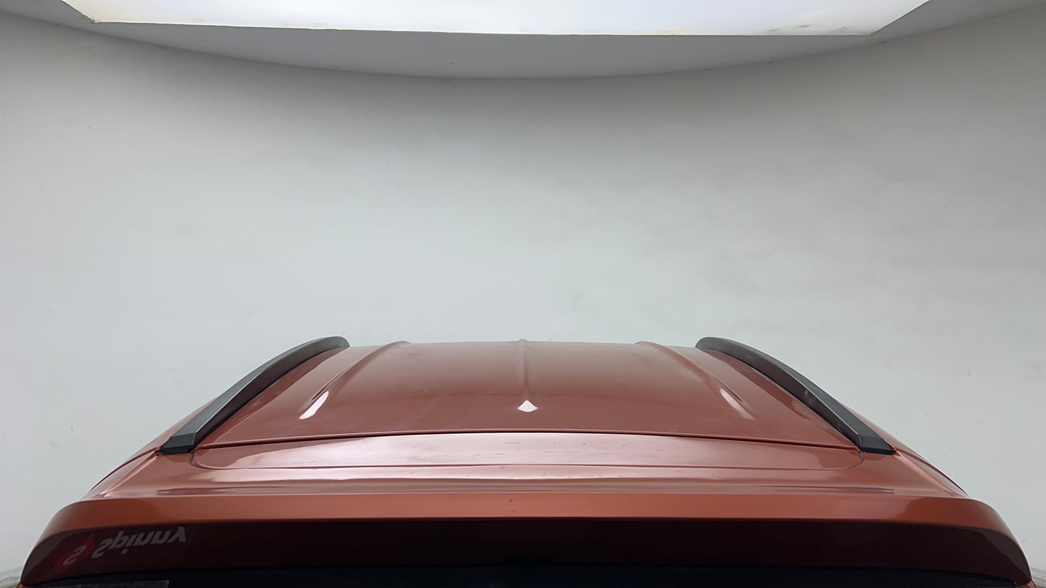 Used 2017 Mahindra KUV100 K4 6 STR Petrol Manual exterior EXTERIOR ROOF VIEW