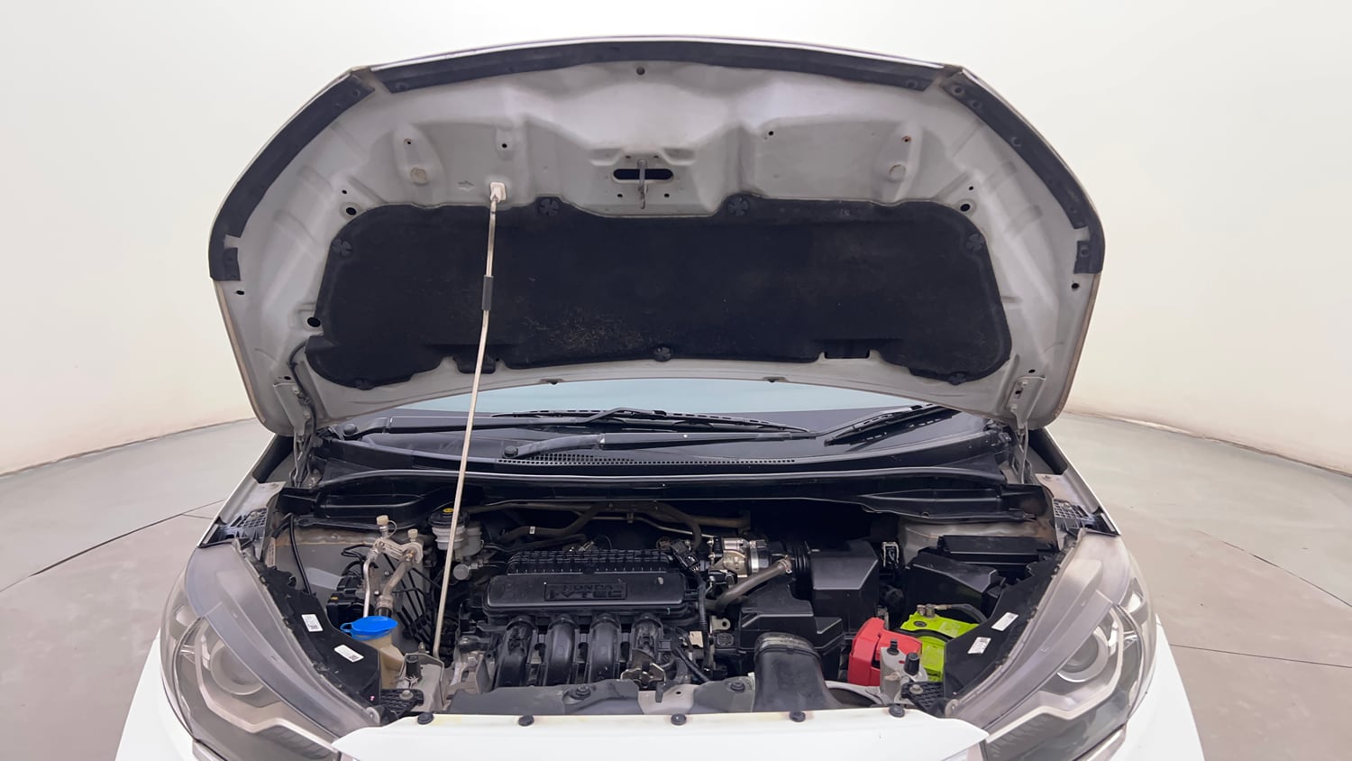 Used 2021 Honda WR-V VX MT Petrol Petrol Manual engine ENGINE & BONNET OPEN FRONT VIEW