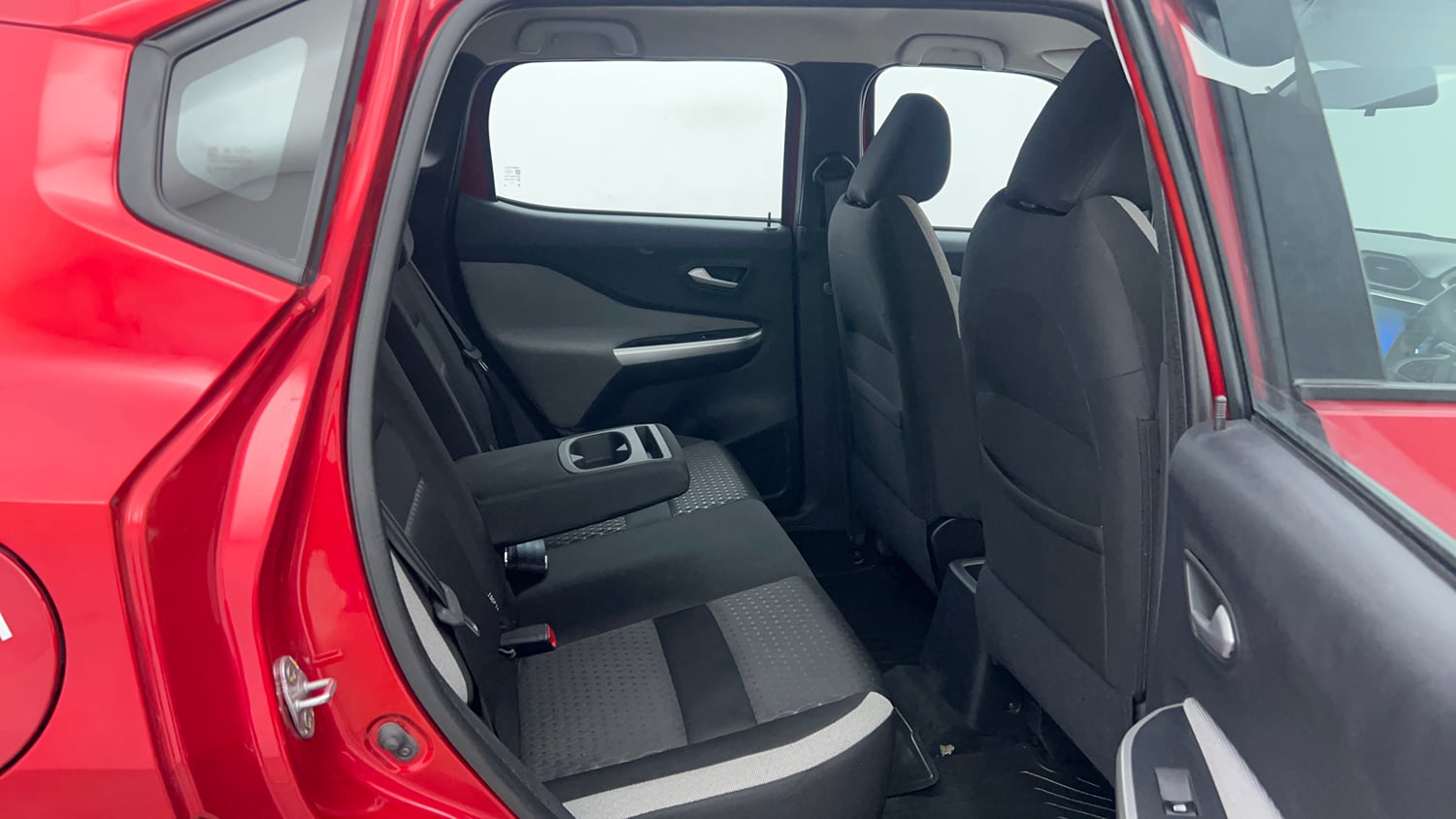 Used 2023 Nissan Magnite XV Turbo CVT Petrol Automatic interior RIGHT SIDE REAR DOOR CABIN VIEW