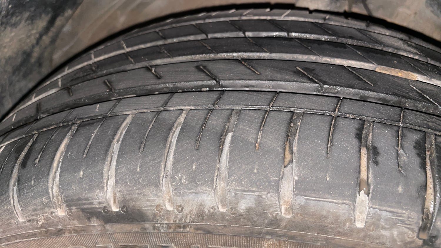 Used 2024 MG Motors Hector Sharp 2.0 Diesel Turbo MT Diesel Manual tyres RIGHT FRONT TYRE TREAD VIEW
