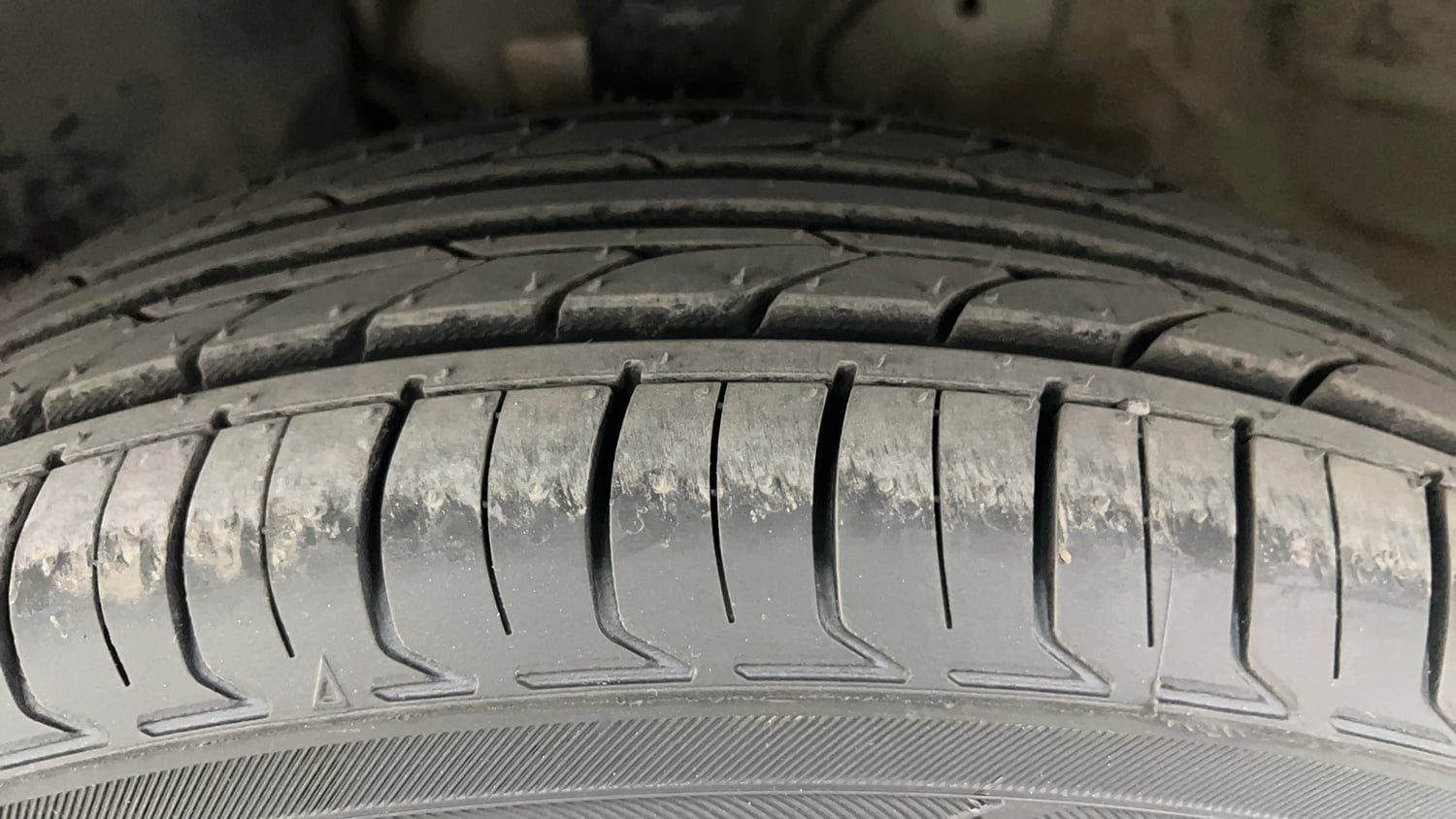 Used 2022 Maruti Suzuki Celerio ZXi AMT Petrol Automatic tyres LEFT FRONT TYRE TREAD VIEW