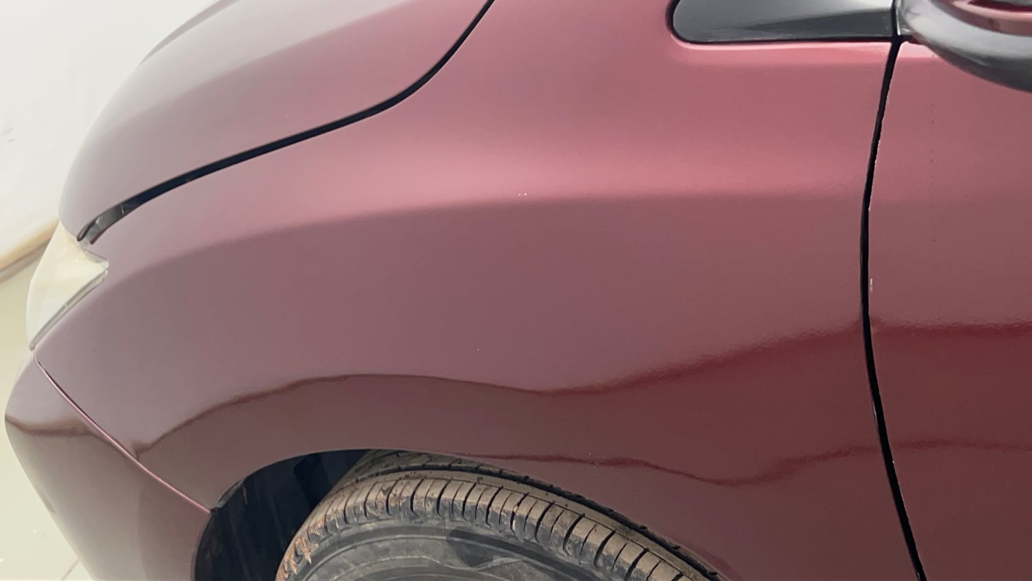 Used 2015 Honda City V Petrol Manual dents MINOR DENT