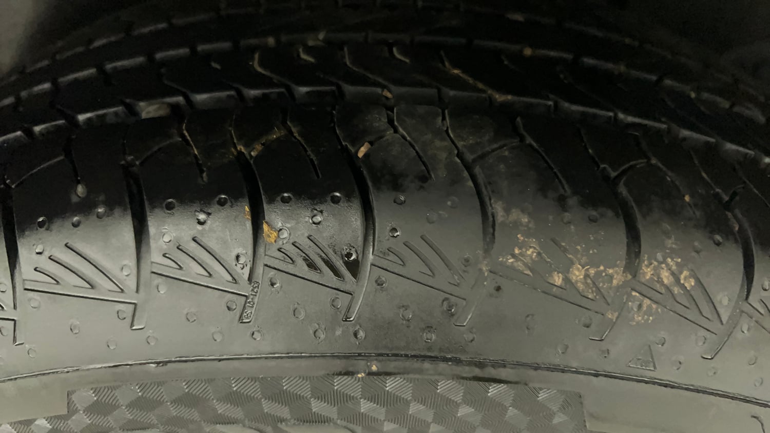 Used 2023 Hyundai Creta SX 1.5 Petrol Petrol Manual tyres LEFT REAR TYRE TREAD VIEW