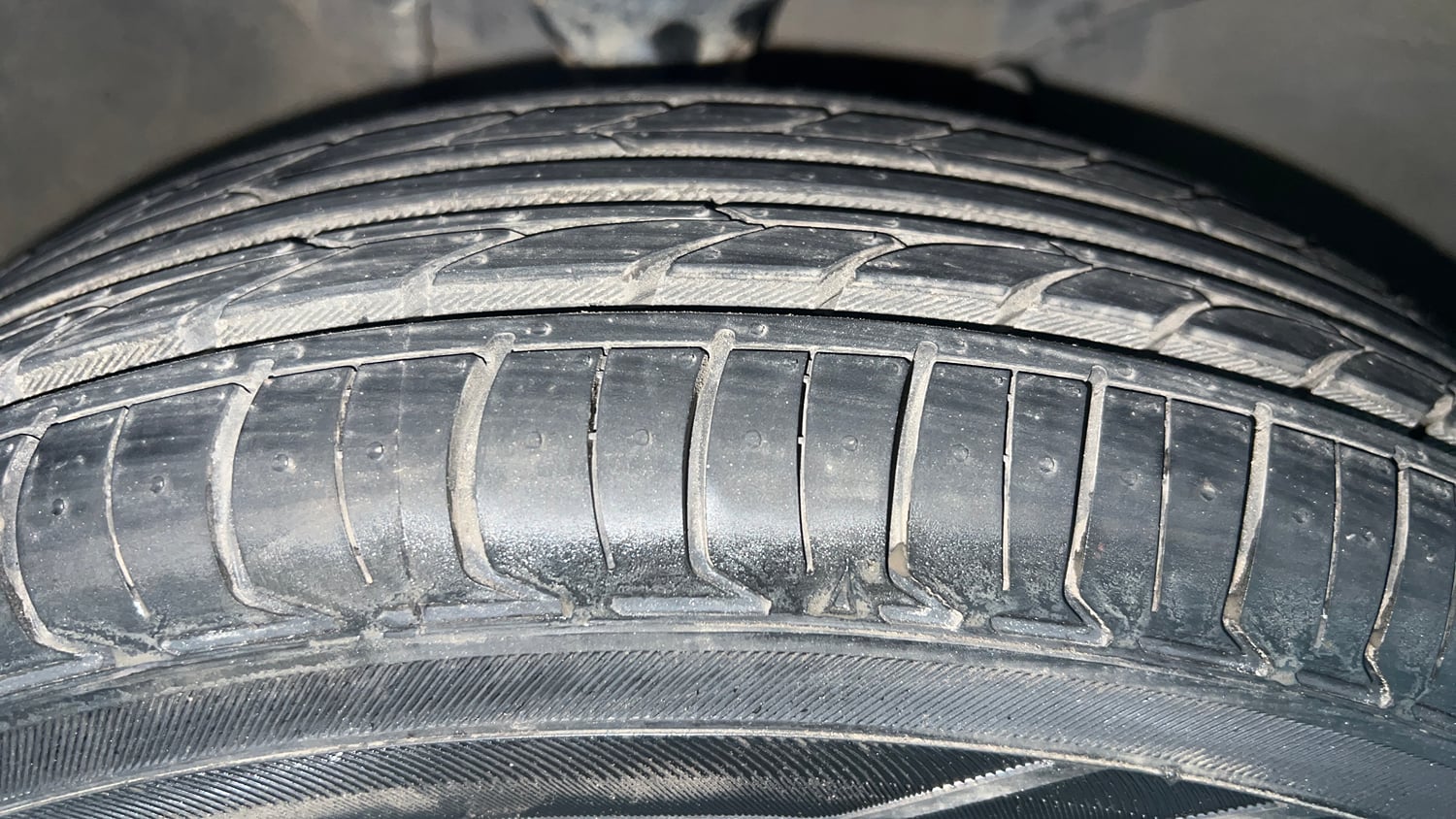 Used 2020 Maruti Suzuki Alto 800 VXi Petrol Manual tyres RIGHT FRONT TYRE TREAD VIEW