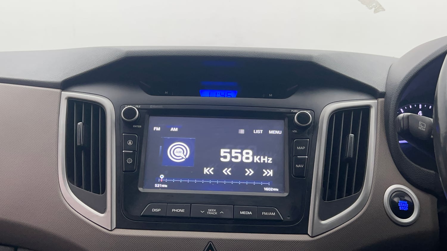 Used 2017 Hyundai Creta SX Plus 1.6 AT Petrol Petrol Automatic top_features Touch screen infotainment system
