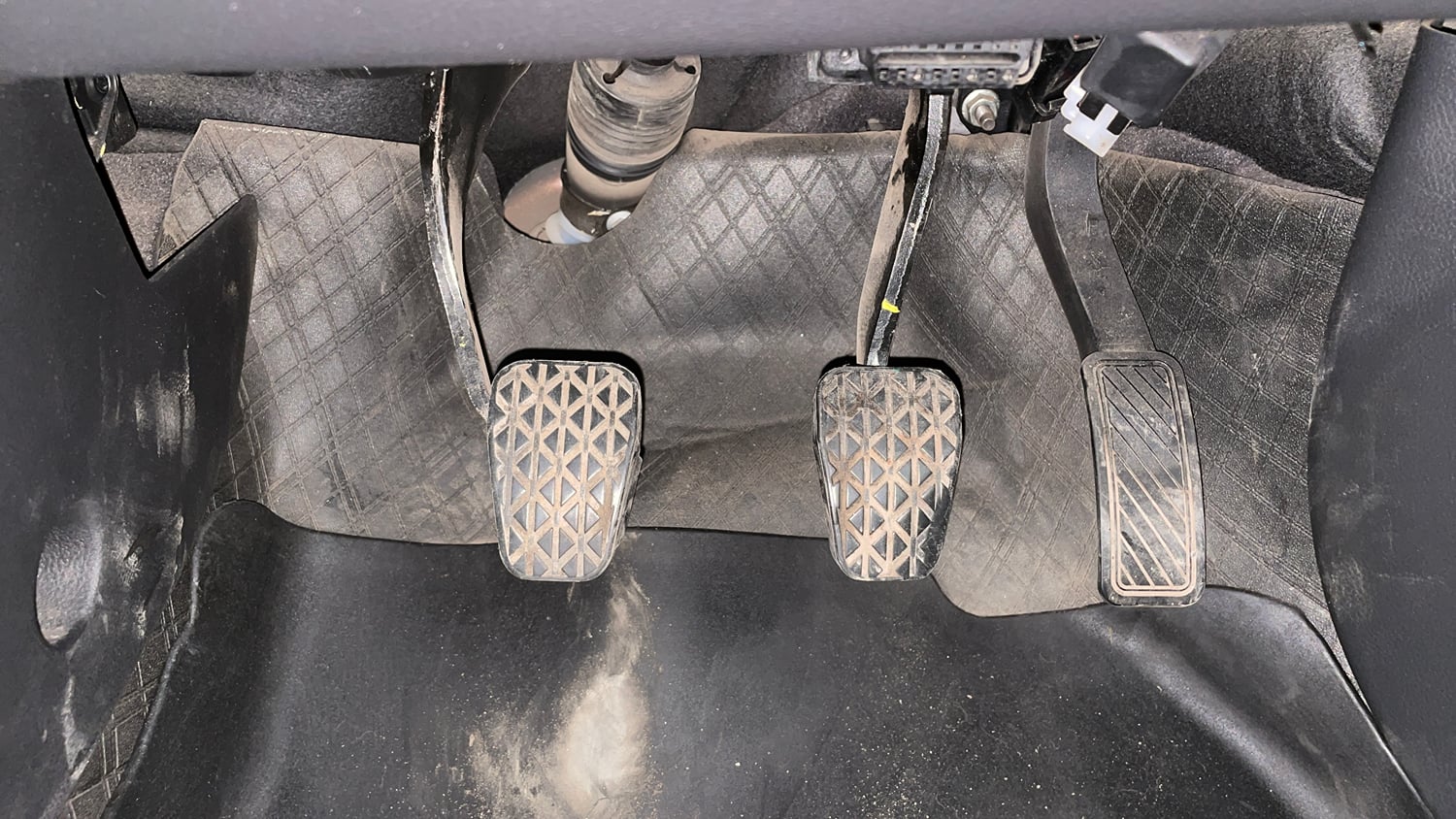 Used 2021 Ford Freestyle Titanium 1.2 Ti-VCT Petrol Manual interior PEDALS VIEW