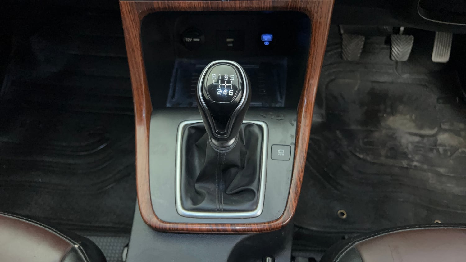 Used 2023 Hyundai Creta SX 1.5 Petrol Petrol Manual interior GEAR  KNOB VIEW