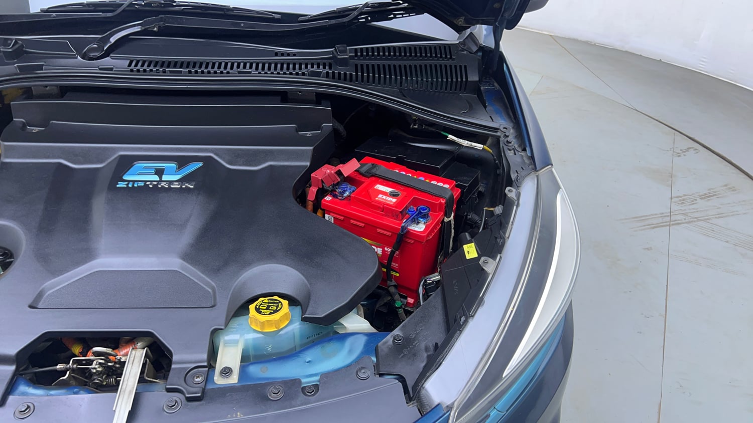 Used 2022 Tata Tigor EV XZ Plus Electric Automatic engine ENGINE LEFT SIDE VIEW