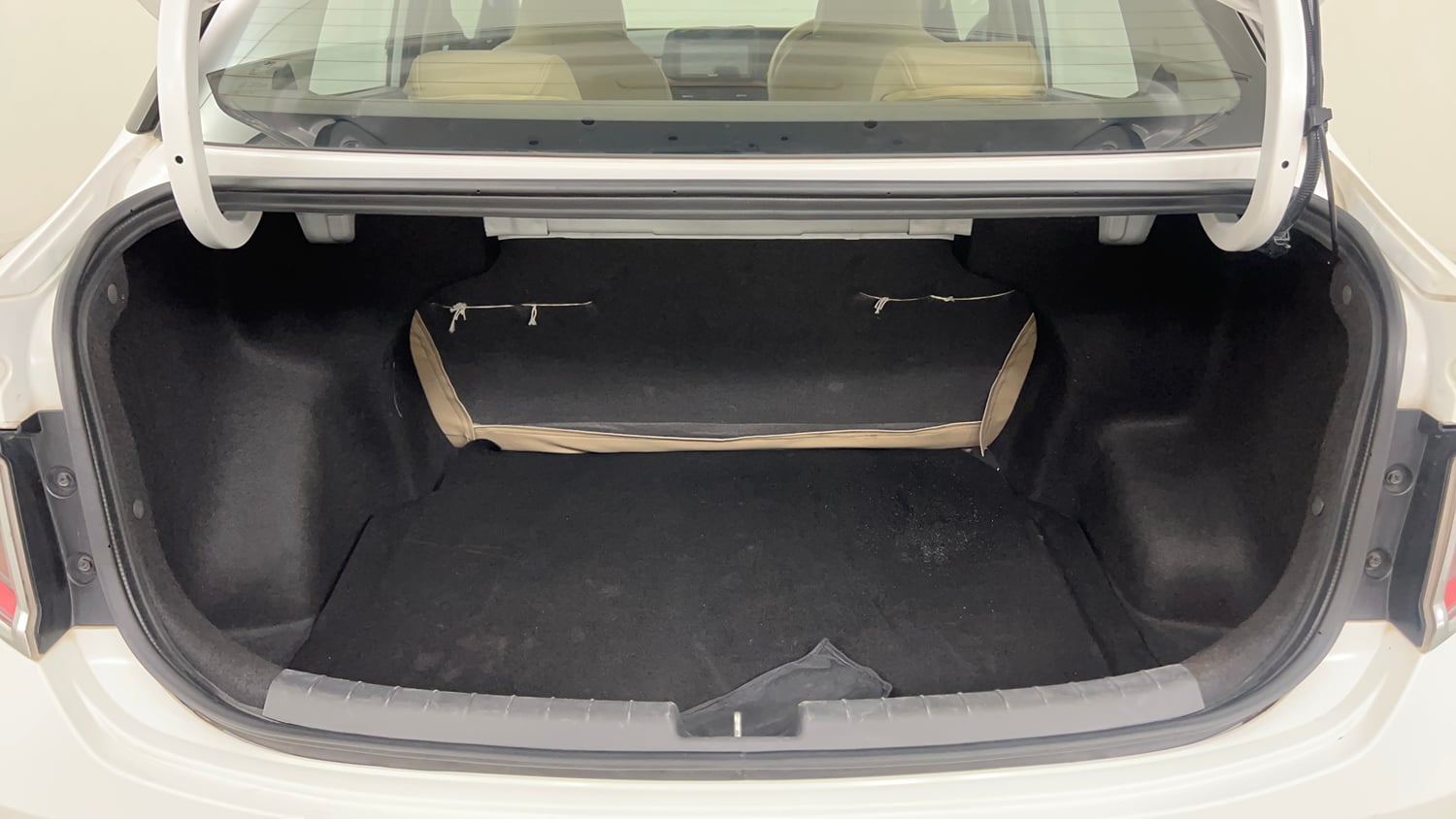 Used 2022 Hyundai Aura S 1.2 AMT Petrol Petrol Automatic interior DICKY INSIDE VIEW