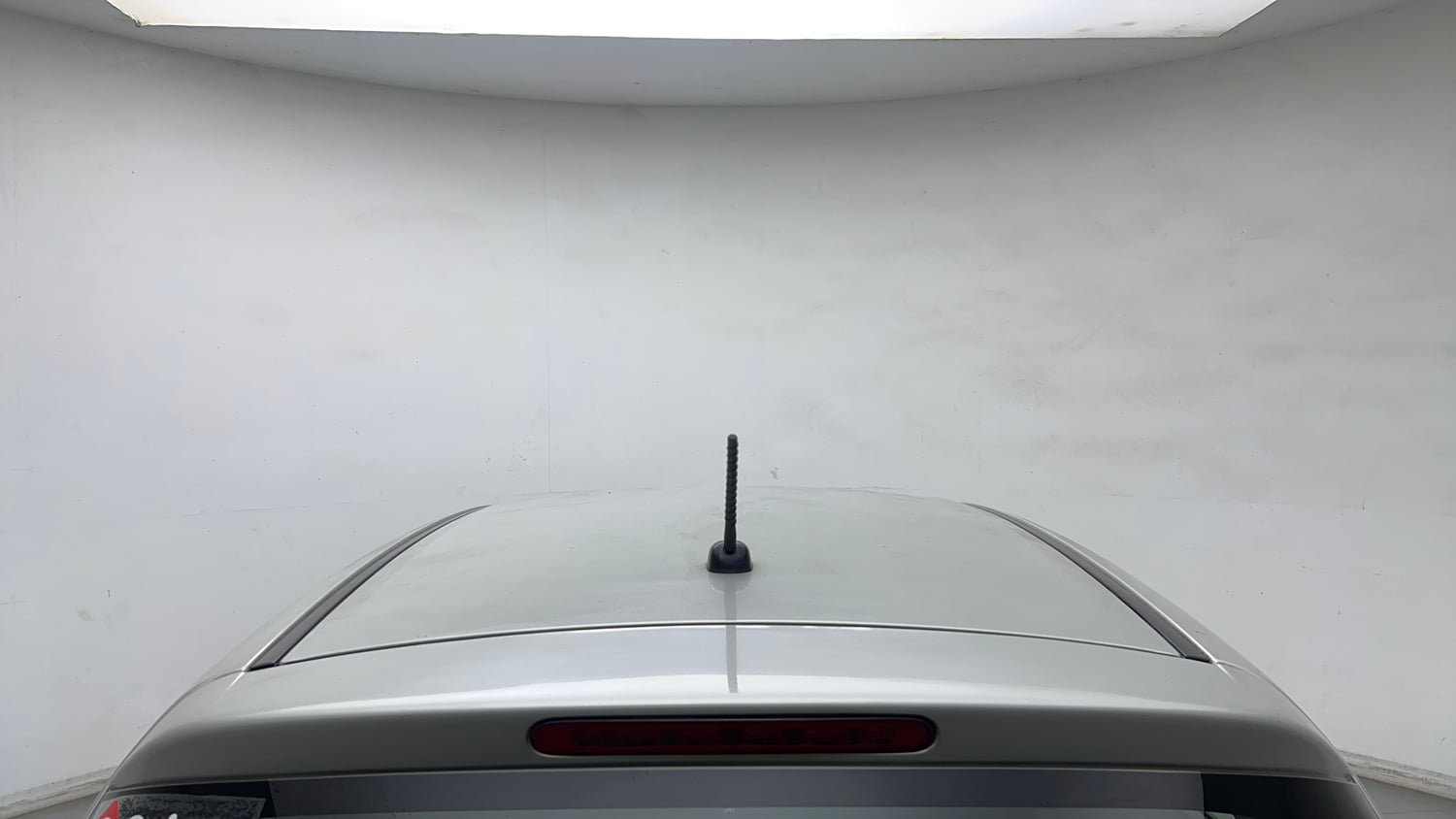 Used 2015 Maruti Suzuki Swift Lxi (O) Petrol Manual exterior EXTERIOR ROOF VIEW