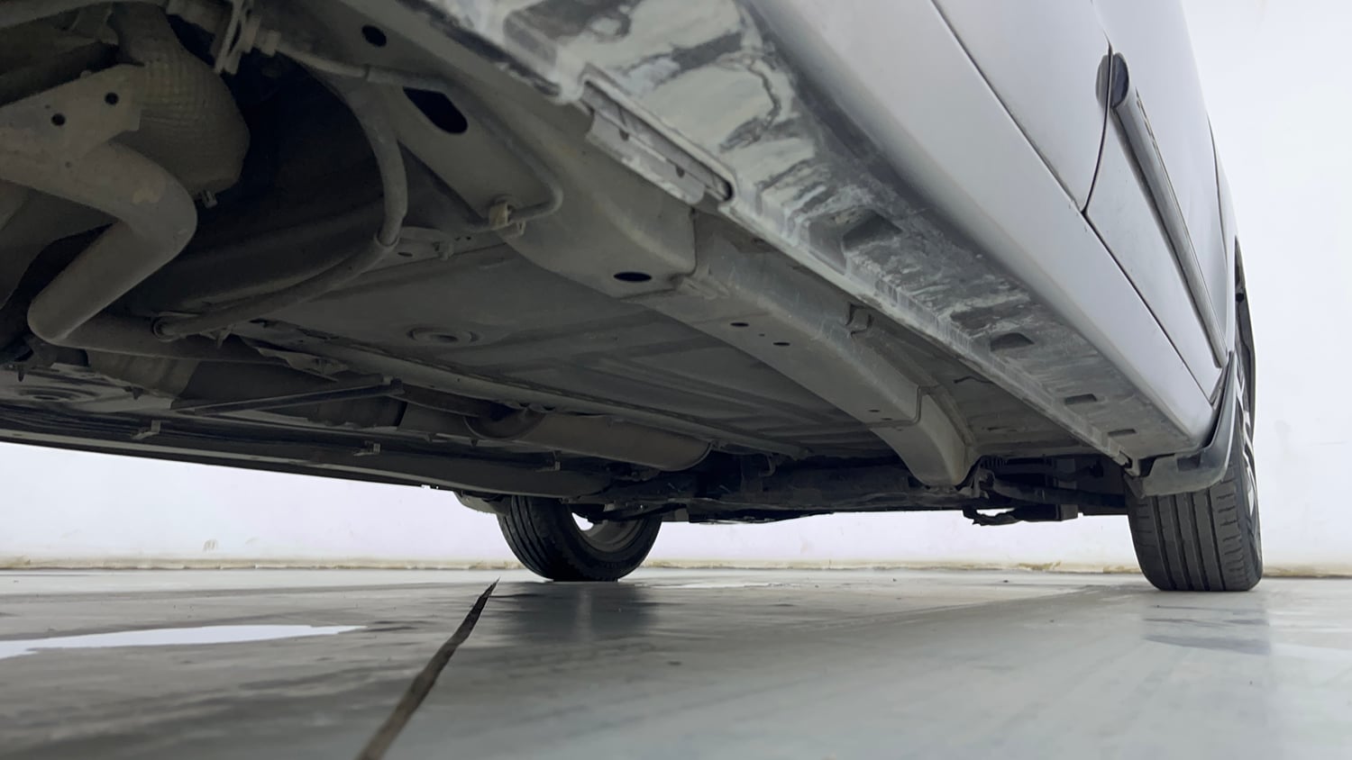 Used 2019 Maruti Suzuki Baleno Zeta Petrol Manual extra REAR RIGHT UNDERBODY VIEW