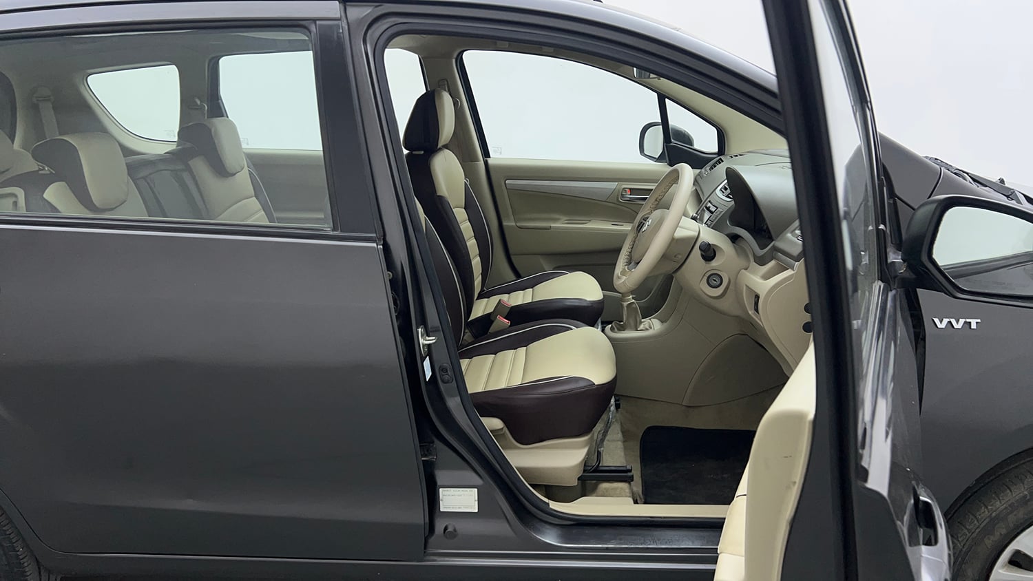 Used 2018 Maruti Suzuki Ertiga VXI Petrol Manual interior RIGHT SIDE FRONT DOOR CABIN VIEW