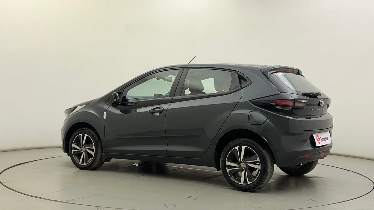 Used 2020 Tata Altroz XZ Petrol Petrol Manual exterior LEFT REAR CORNER VIEW