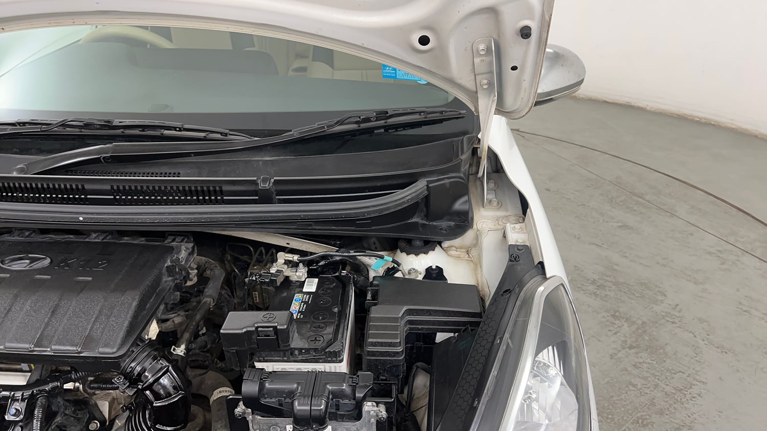 Used 2022 Hyundai Aura S 1.2 AMT Petrol Petrol Automatic engine ENGINE LEFT SIDE HINGE & APRON VIEW