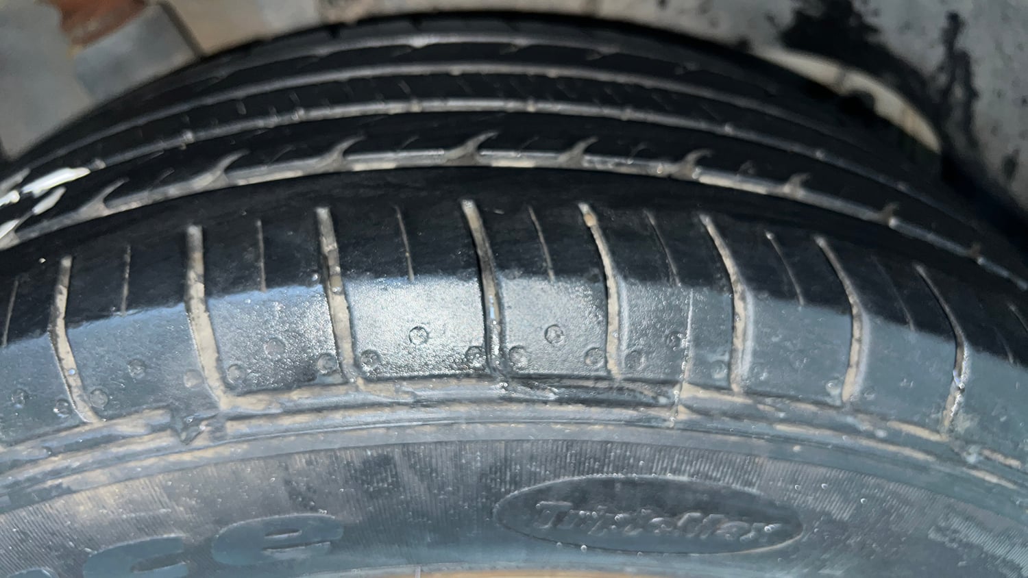 Used 2018 Hyundai Creta E Plus 1.6 Petrol Petrol Manual tyres RIGHT REAR TYRE TREAD VIEW