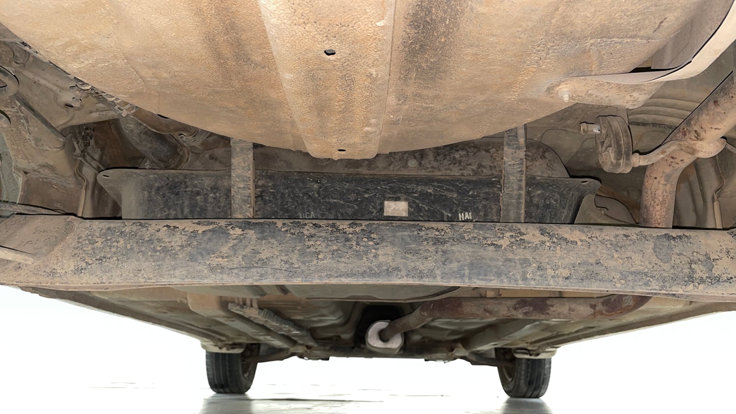Used 2013 Hyundai Grand i10 Sportz 1.2 Kappa VTVT Petrol Manual extra REAR UNDERBODY VIEW (TAKEN FROM REAR)