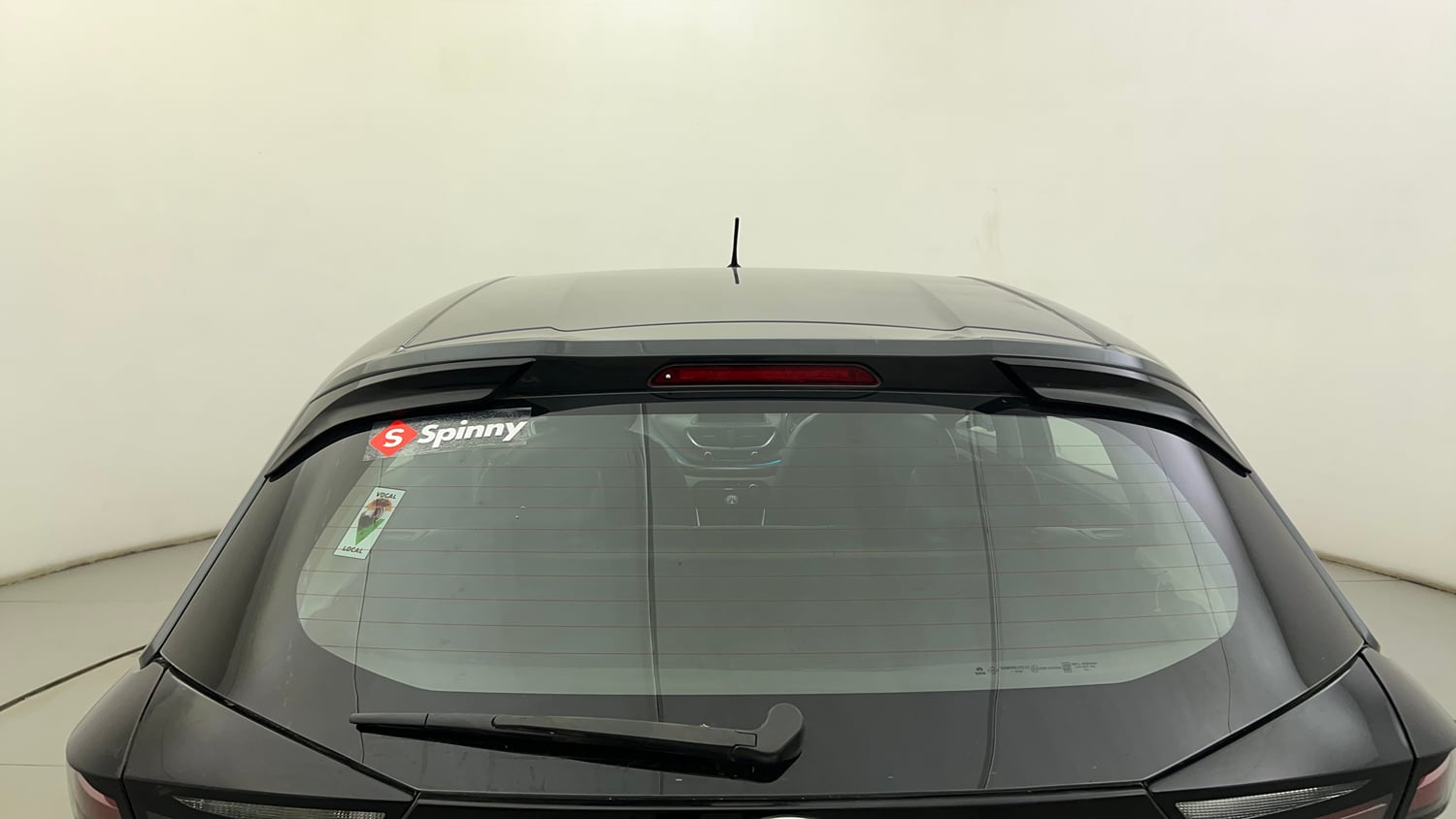 Used 2020 Tata Altroz XZ Petrol Petrol Manual exterior BACK WINDSHIELD VIEW