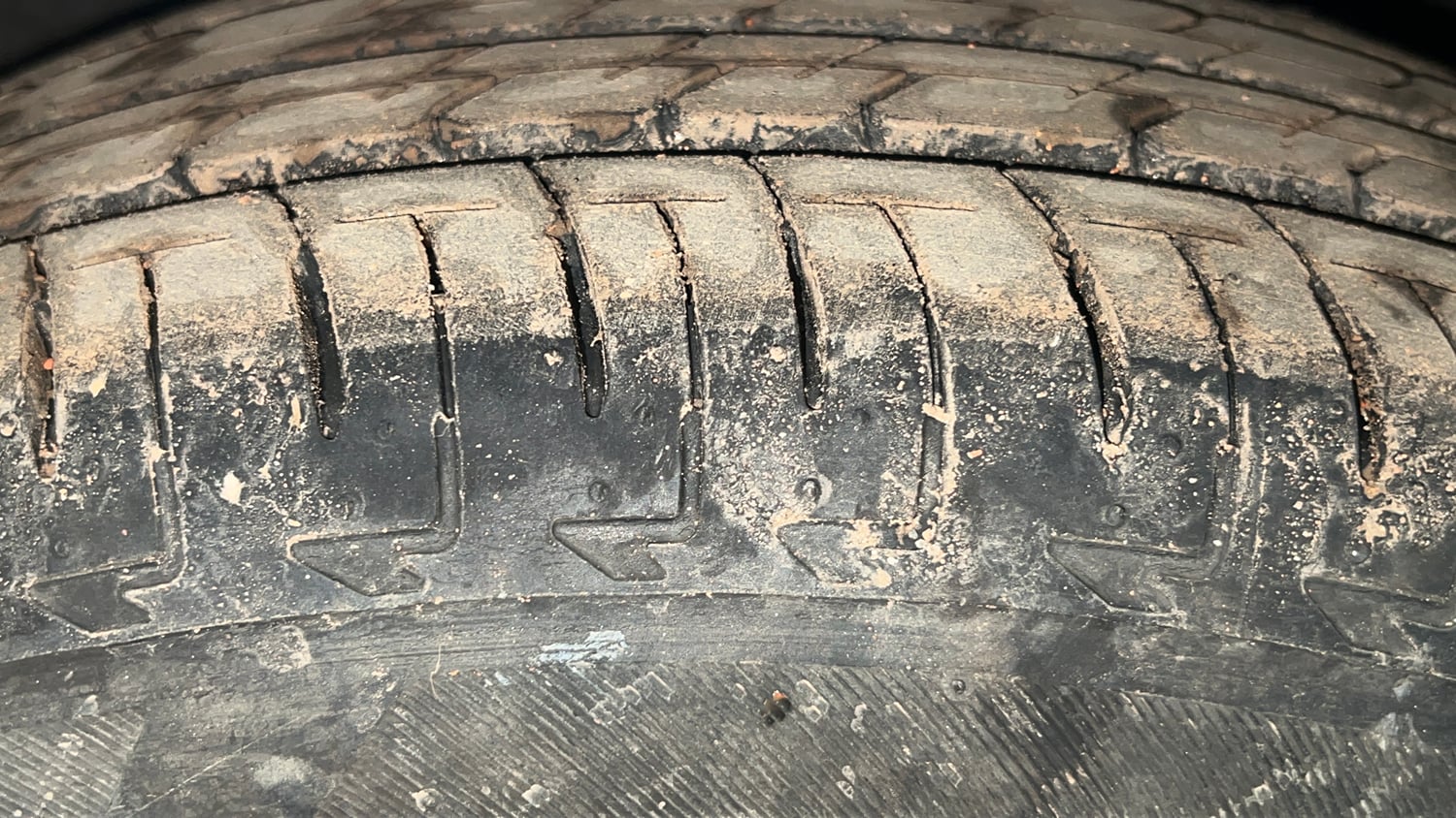Used 2022 Maruti Suzuki Ignis Sigma 1.2 MT Petrol Manual tyres RIGHT FRONT TYRE TREAD VIEW