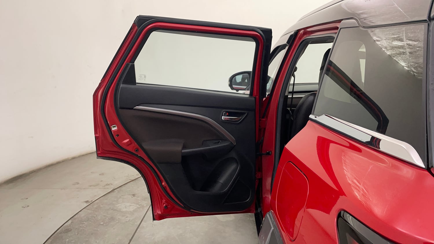 Used 2024 Maruti Suzuki Brezza ZXi S-CNG Dual Tone Cng Manual interior LEFT REAR DOOR OPEN VIEW