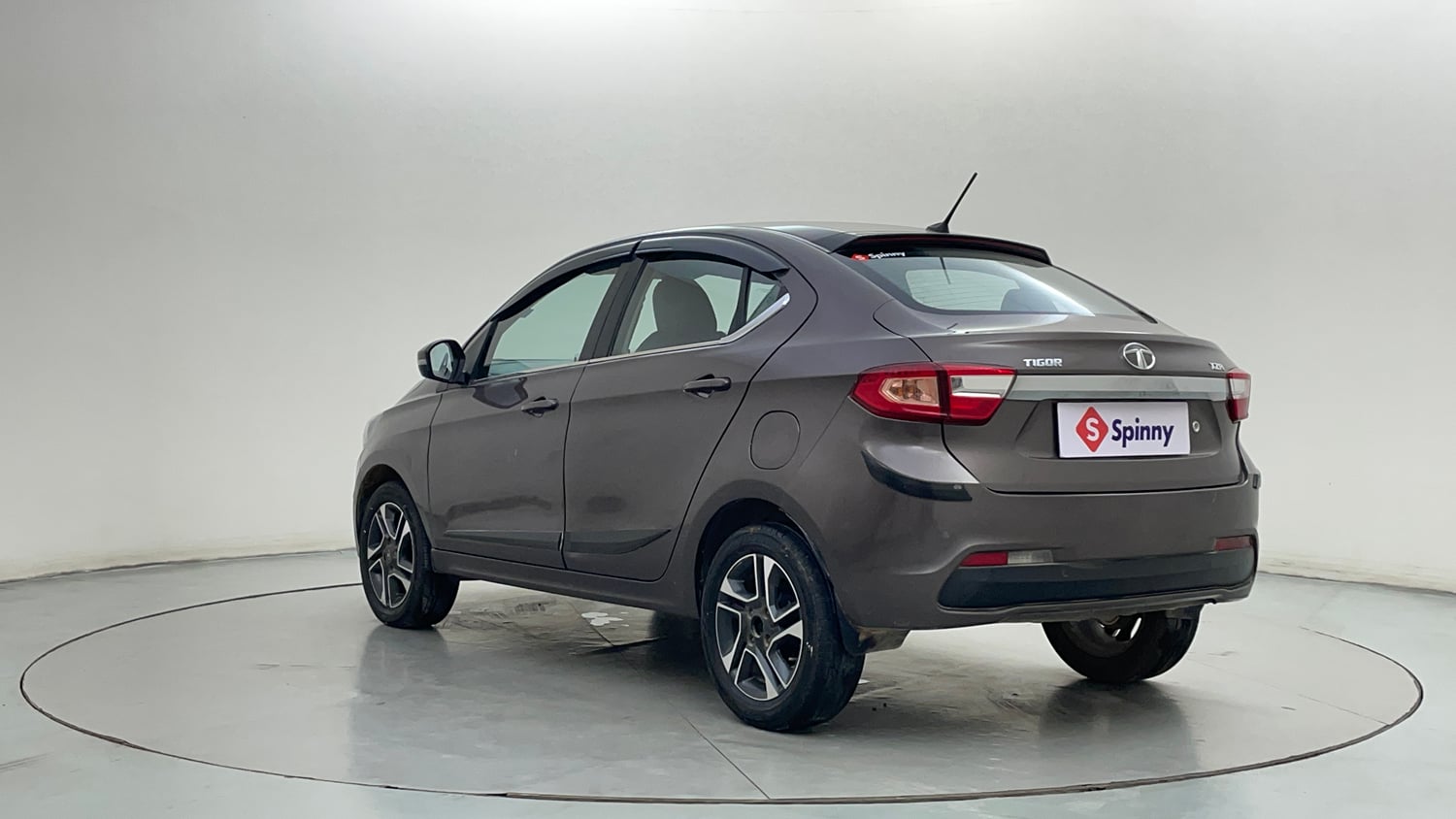 Used 2018 Tata Tigor Revotron XZA Petrol Automatic exterior LEFT REAR CORNER VIEW