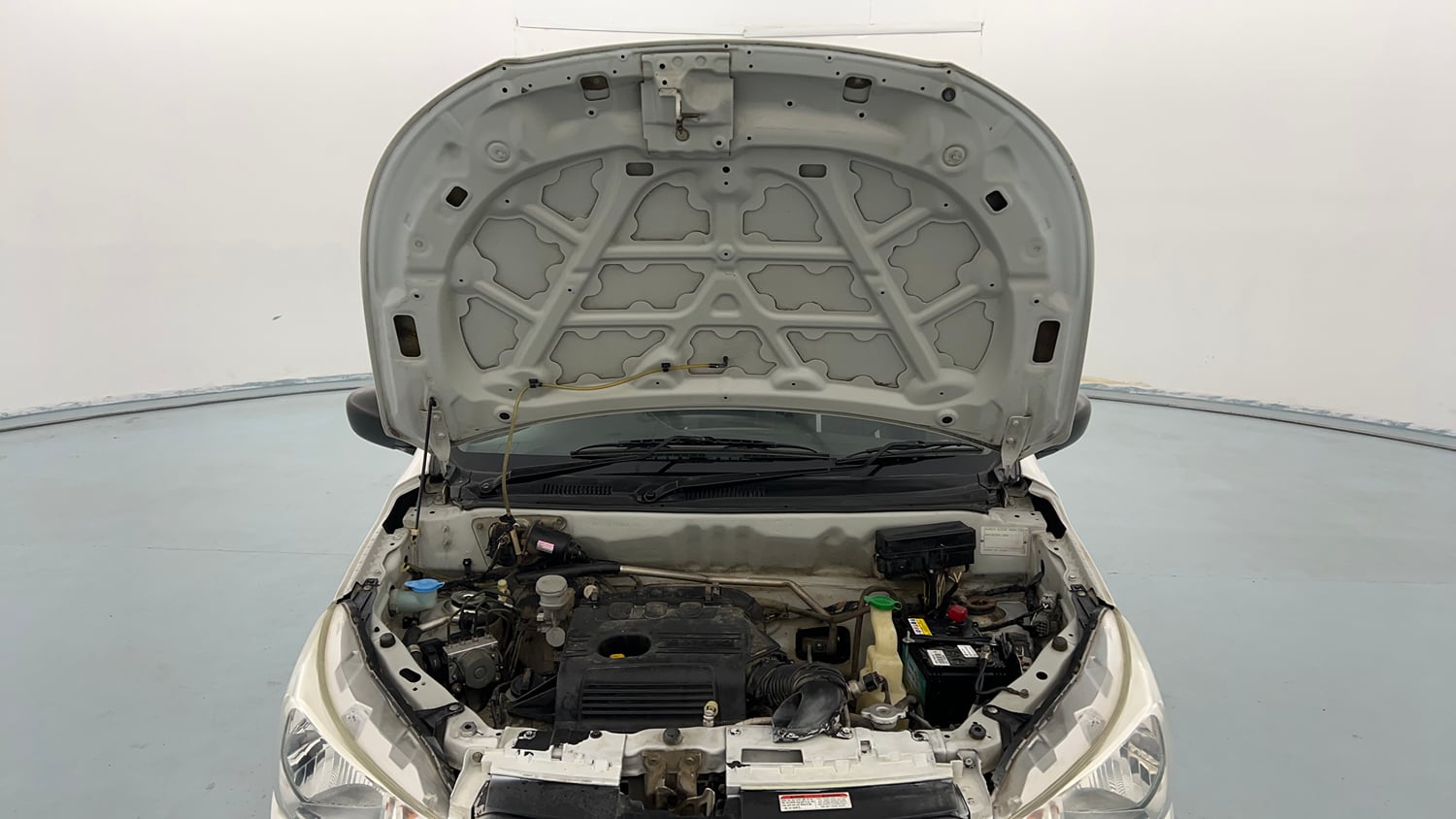 Used 2019 Maruti Suzuki Alto K10 VXi Petrol Manual engine ENGINE & BONNET OPEN FRONT VIEW