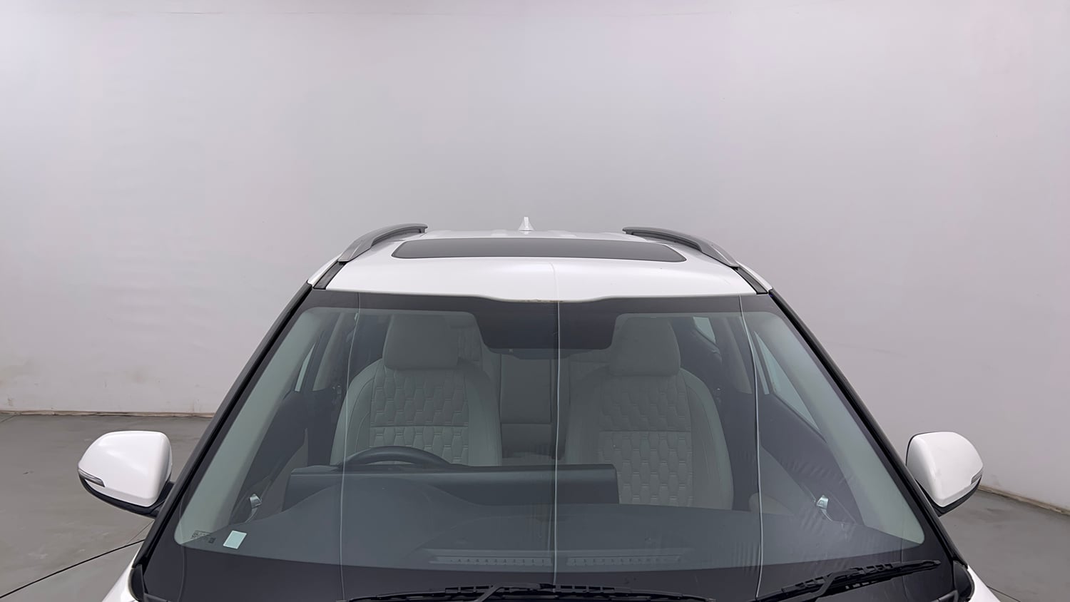 Used 2020 Kia Seltos HTX Plus 1.5 Diesel Diesel Manual exterior FRONT WINDSHIELD VIEW