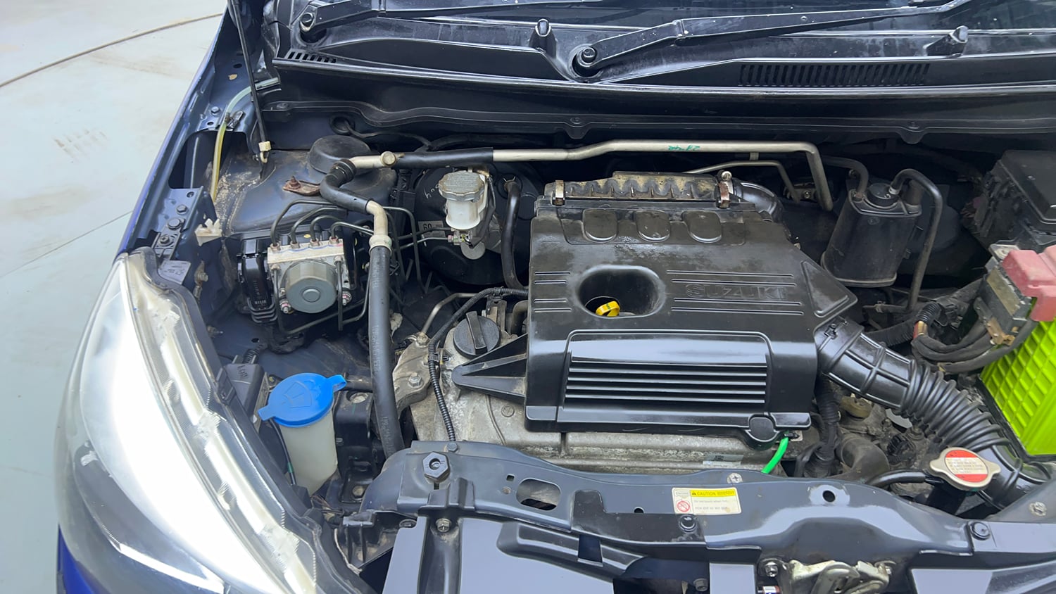 Used 2019 Maruti Suzuki Celerio ZXi Petrol Manual engine ENGINE RIGHT SIDE VIEW