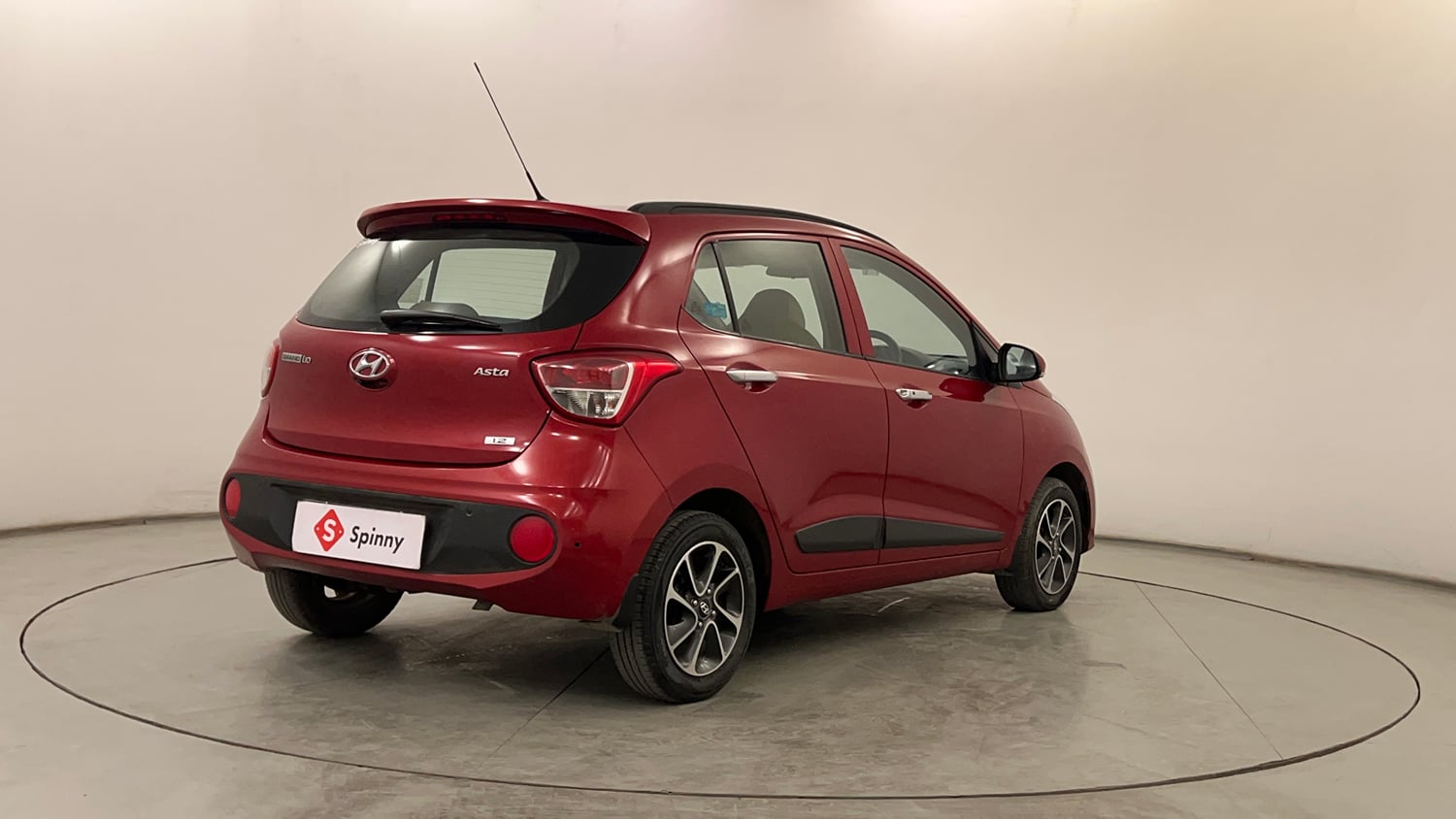 Used 2018 Hyundai Grand i10 Asta 1.2 Kappa VTVT Petrol Manual exterior RIGHT REAR CORNER VIEW
