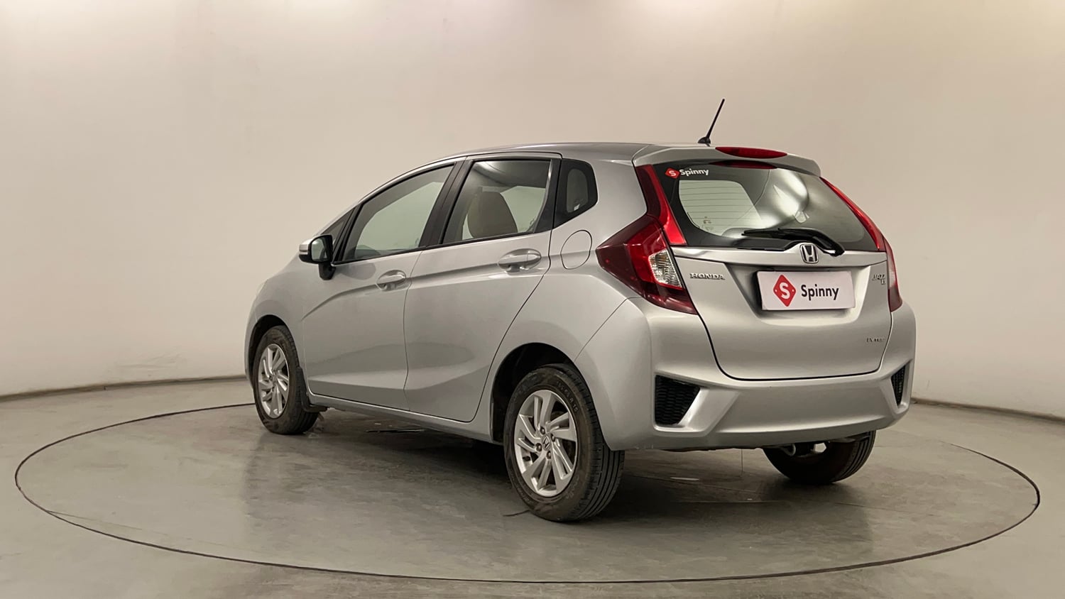 Used 2017 Honda Jazz V Petrol Petrol Manual exterior LEFT REAR CORNER VIEW