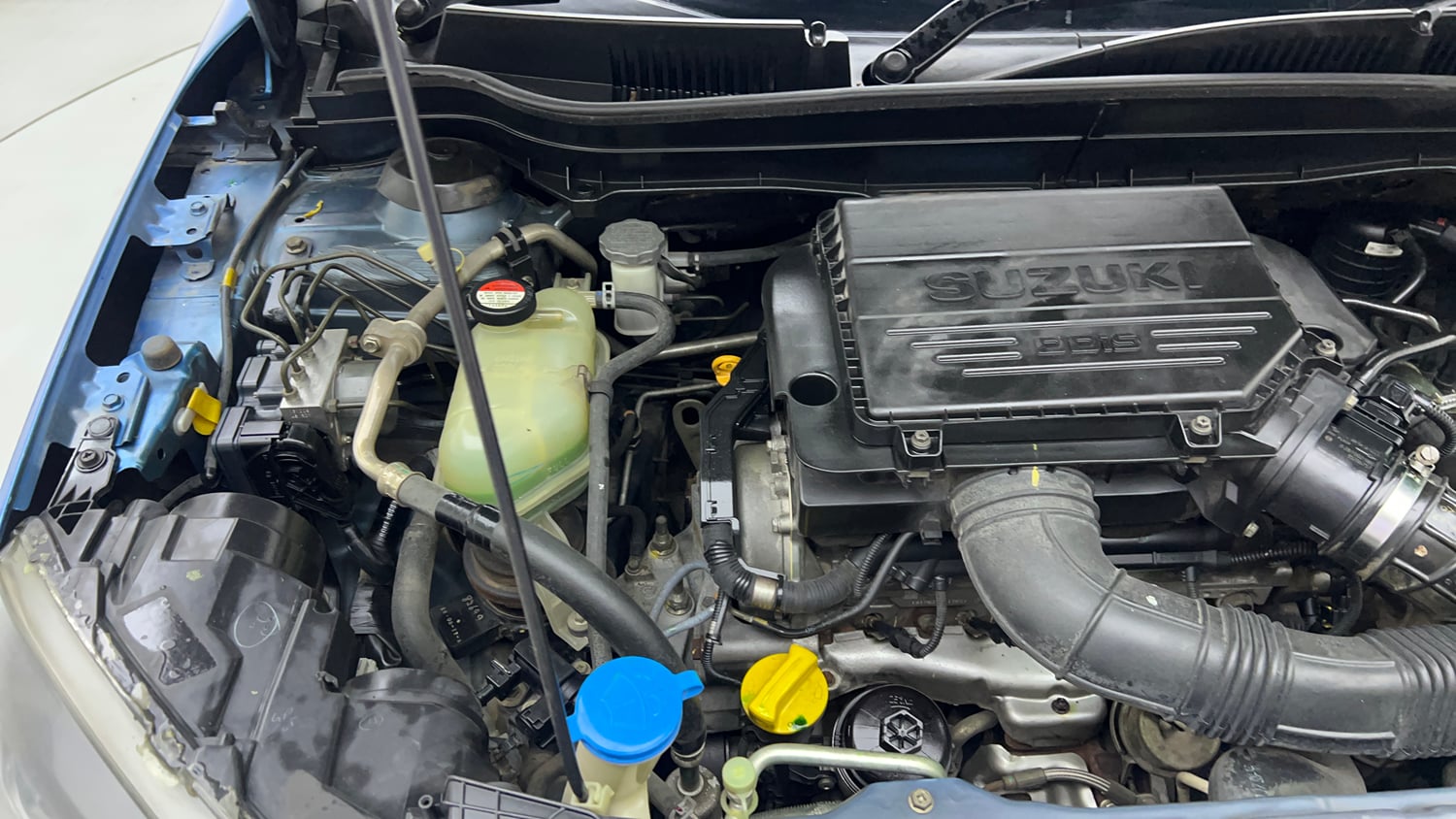 Used 2017 Maruti Suzuki Vitara Brezza ZDi+ Dual Tone Diesel Manual engine ENGINE RIGHT SIDE VIEW