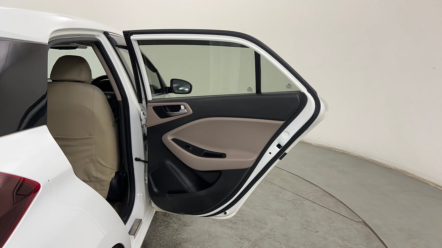 Used 2019 Hyundai Elite i20 Asta 1.2 (O) Petrol Manual interior RIGHT REAR DOOR OPEN VIEW