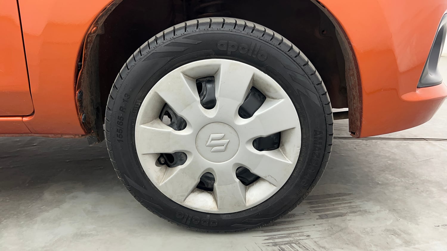 Used 2018 Maruti Suzuki Alto K10 VXi Petrol Manual tyres RIGHT FRONT TYRE RIM VIEW