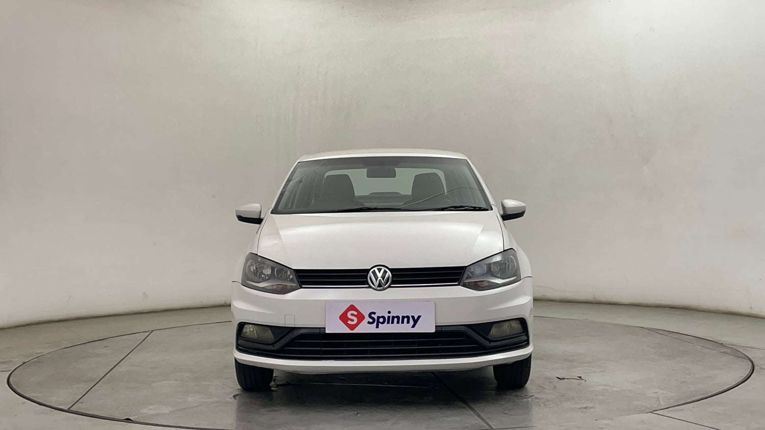 Used 2019 Volkswagen Ameo Trendline 1.0L (P) Petrol Manual exterior FRONT VIEW