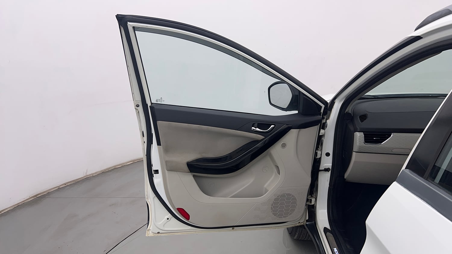 Used 2022 Tata Nexon XZ Plus (O) Petrol Manual interior LEFT FRONT DOOR OPEN VIEW